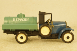 Амо Ф-15 с цистерной, 2001г., Арек 1:43