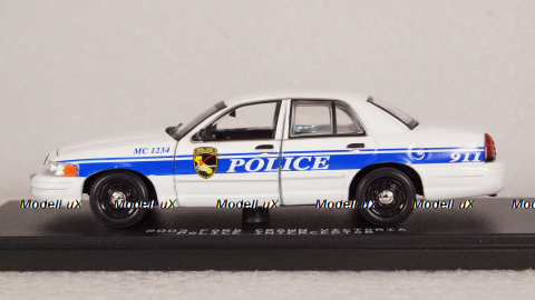 Ford Crown Victoria Police Interceptor from the Series McGyver 2003, 86520, Greenlight 1:43