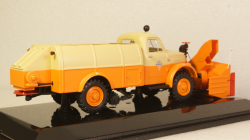 Газ-63 КДМ-2 универсальная уборочная машина, TruckTyr 1:43