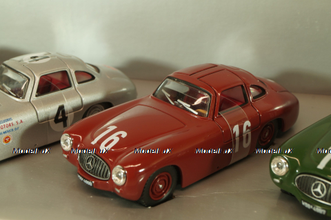 Mercedes-Benz 300 SL, set Classic cars 50 Jahre Mercedes SL, B66045799, Cararama 1:43