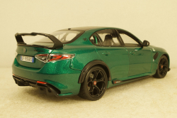 Alfa Romeo Giulia GTAm 2020 green,  BU18-11049, Bburago 1:18