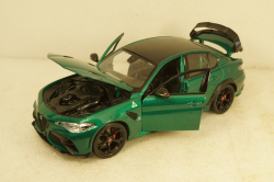Alfa Romeo Giulia GTAm 2020 green,  BU18-11049, Bburago 1:18