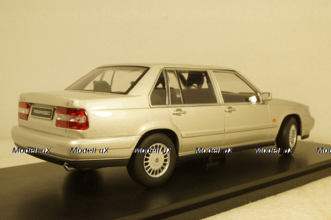 Volvo 960 1996, silver, T9-1800301, Triple9 1:18