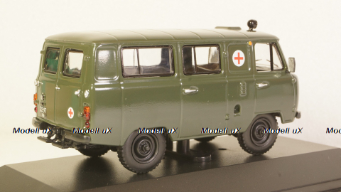 Уаз-452 1980г Санитарный, TruckTyr 1:43