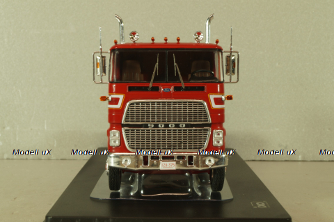 Ford CL 9000 1976, red, TR209.22, IXO 1:43