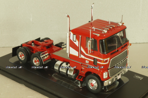 Ford CL 9000 1976, red, TR209.22, IXO 1:43