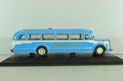 Mercedes-Benz O 6600 bus with figuren driver 1951, blue, 450274800, Schuco 1:43