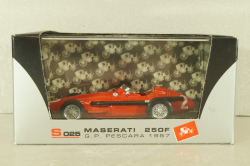 Maserati 250F HP 270 #2 G.P. Pescara 1957, Juan Manuel Fangio, Formula 1, red,  S025, Brumm 1:43