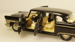 ГАЗ-13 Чайка А15 с МИ черная, Тантал/Радон 1:43