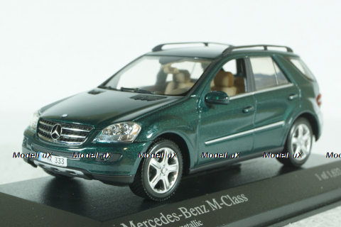 Mercedes ML500  (W164) 2005 darkgreen, 400034500, Minichamps 1:43