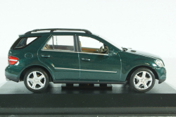 Mercedes ML500  (W164) 2005 darkgreen, 400034500, Minichamps 1:43