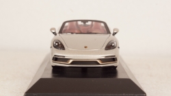 Porsche 982 Boxster "25 Years" GT-silver metallic, Minichamps 1:43