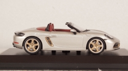 Porsche 982 Boxster "25 Years" GT-silver metallic, Minichamps 1:43