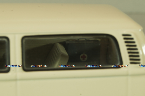 Volkswagen T2 Ambulance,white, 400053090, Minichamps 1:43