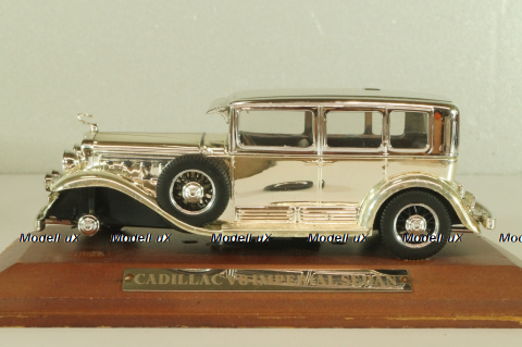 Cadillac V8 Imperial sedan, Atlas 1:43