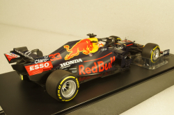 Red Bull Racing Honda RB16B, Max Verstappen Winner Emilia Romagna GP 2021 Formula 1, Minichamps 1:18
