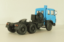 Маз-6422 тягач 1981г, синий, Н796, Наш Автопром 1:43 Уценка!