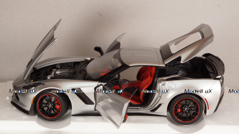 Chevrolet Corvette C7 Z06 blade silver, 71258, Auto Art 1:18