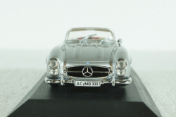 Mercedes 300 SL Roadster 1959 silver metallic, 400039030, Minichamps 1:43