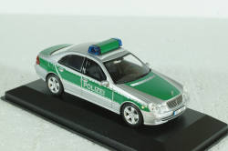 Mercedes E-Klasse 2004 Polizei (W211), 400031592, Minichamps 1:43