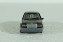 Mercedes E320 W124, Black, Wiking 1:87 