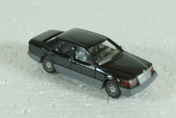 Mercedes E320 W124, Black, Wiking 1:87 