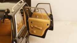 Mercedes 200T S123 W123 1982, 183735, Norev 1:18