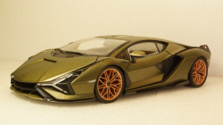 Lamborghini Sian FKP 37 matt olivee, 11046, Burago 1:18