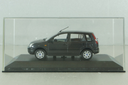 Ford Fusion 2002, dark grey, Minichamps 1:43