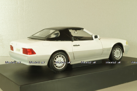 Mercedes-Benz SL 500 Cabriolet (R129) 1989, white, 08928, Revell 1:18