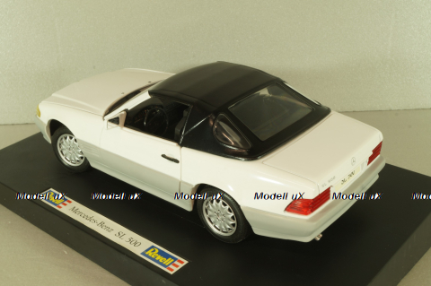 Mercedes-Benz SL 500 Cabriolet (R129) 1989, white, 08928, Revell 1:18