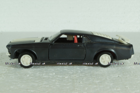 Ford Mustang BOSS, фабрика Мир, г. Минск, 1:43