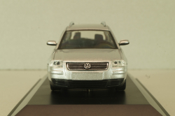 Volkswagen Passat (B5) Variant V6 4Motion 2000, silver, 836916107, Schuco 1:43