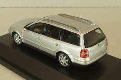 Volkswagen Passat (B5) Variant V6 4Motion 2000, silver, 836916107, Schuco 1:43