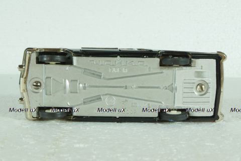 Газ-13 Чайка, А15, олимпийская, Тантал/Радон 1:43