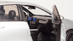 Mercedes B-Klasse (W247), silver, Z-Models 1:18 