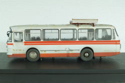 Лаз-695Н, бело-красный, Improved Models 1:43