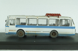 Лаз-695Н "уставший", бело-синий, Improved Models 1:43