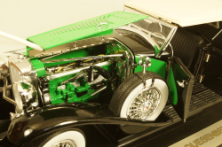 Duesenburg, black/green 1934, 18110bk, Signature Models 1:18