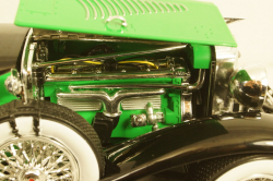 Duesenburg, black/green 1934, 18110bk, Signature Models 1:18