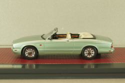 Daimler Corsica Concept met. blue 1995, MX50402-031, Matrix 1:43