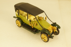 Руссо-Балт С24-40, А22, 2-х цветный, оливковый, Тантал/Радон 1:43