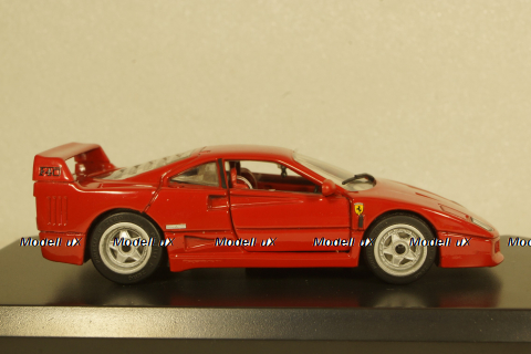 Ferrari F40, Detail Cars 1:43