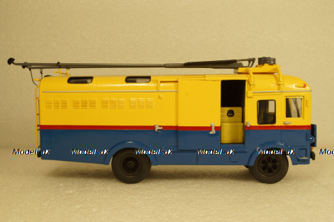 СВАРЗ ТГ-3 троллейбус грузовой, Киммерия 1:43