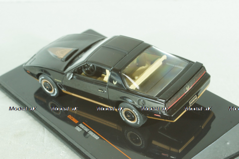 Pontiac Firebird 1982 Black, CLC366N, IXO 1:43