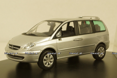 Citroen C8, Norev 1:43 Уценка, без зеркал