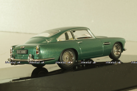 Aston Martin DB4 Coupe 1958, green, CLC144, IXO 1:43