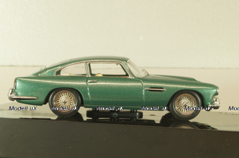 Aston Martin DB4 Coupe 1958, green, CLC144, IXO 1:43