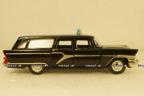 Газ-13С Чайка, Медицинский, Конверсия  СССР 1:43