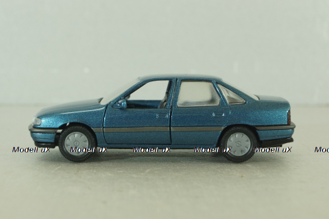 Opel Vectra (A) GL sedan 1988, blue, Gama 1:43